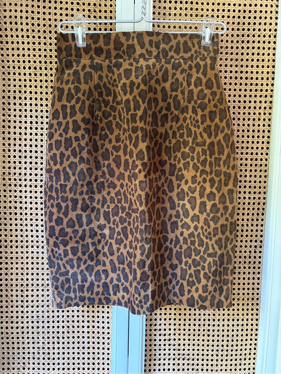 Danier Dresses & Skirts - Danier Leopard-Print Pencil Skirt in Brown and Black